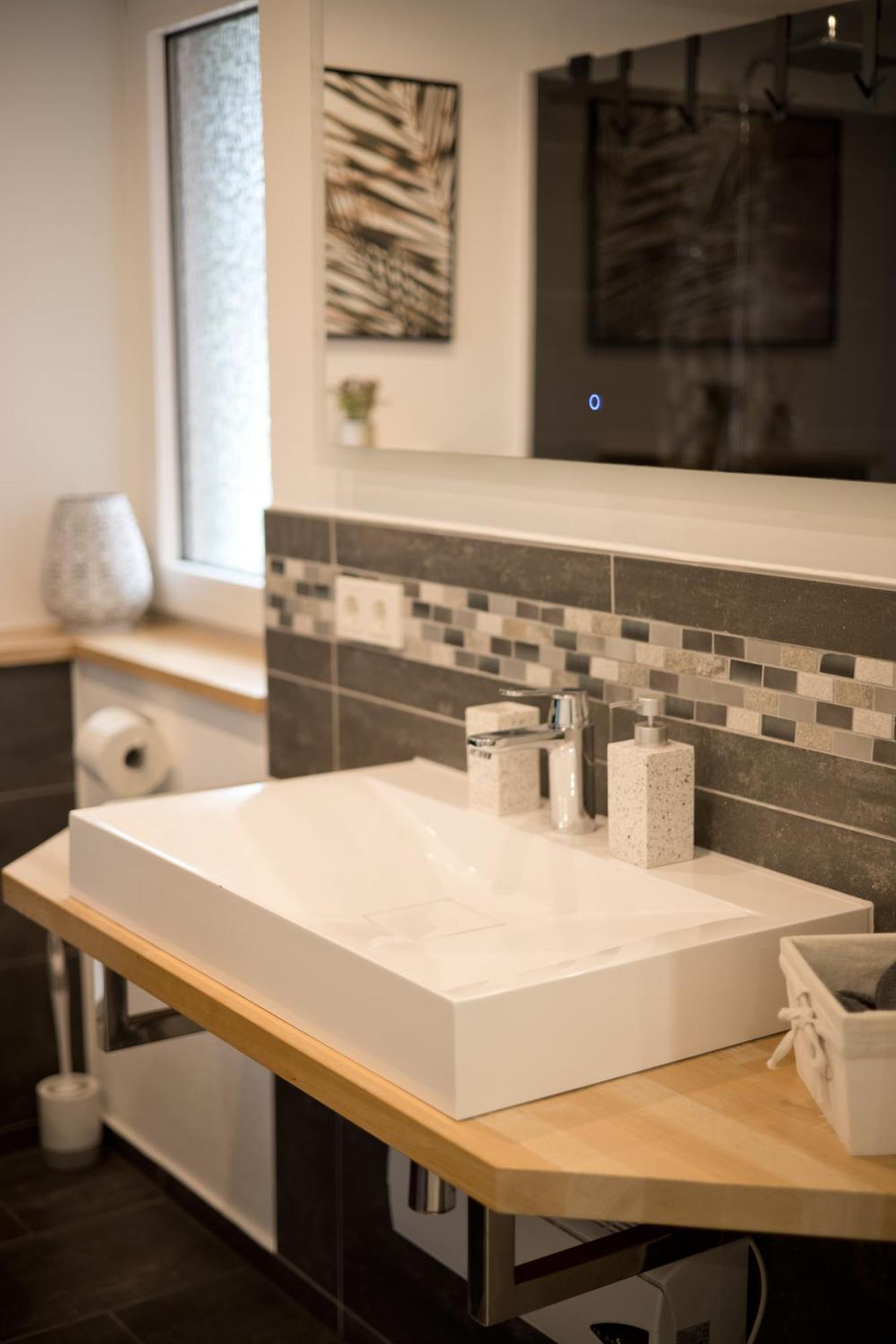 Moderne Wohnung Zum Wohlfuehlen Brachback Zewnętrze zdjęcie
